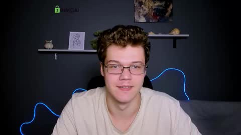 lucas_long_ online show from September 25, 1:21 pm