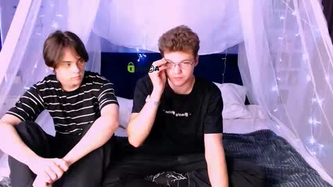 lucas_long_ online show from September 16, 5:19 am