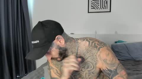 lucasexclusive online show from April 23, 7:02 am