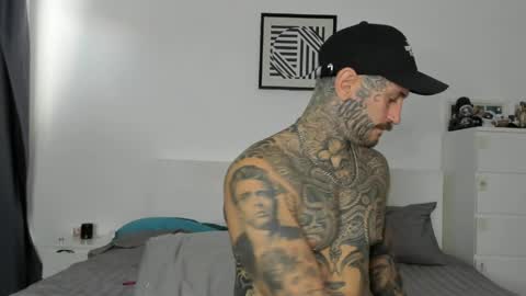 lucasexclusive online show from March 28, 4:35 am