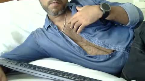 luckyfinalone online show from November 5, 4:09 pm