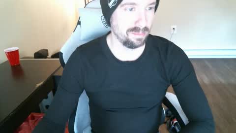 luckyluci online show from April 19, 9:17 pm