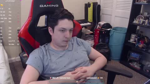 Luisdiaztube online show from February 3, 8:03 pm