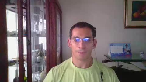 Luis online show from March 3, 9:21 pm