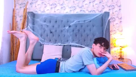 luke_carter online show from October 23, 1:25 pm