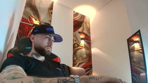 LUKE online show from March 14, 1:40 pm