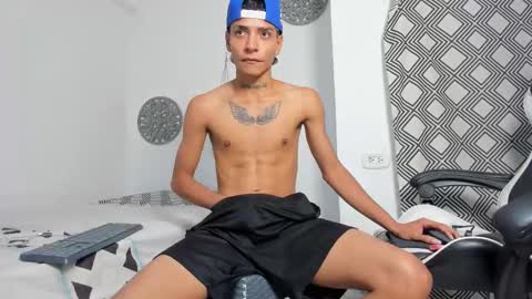 lunay_bigcock420 online show from October 15, 10:01 am