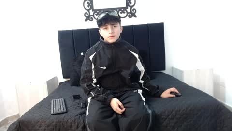 lunaydream online show from May 18, 11:27 am