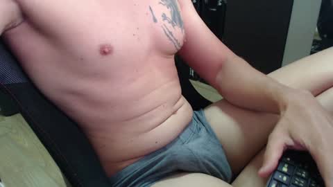 lushboy90 online show from January 28, 4:50 am