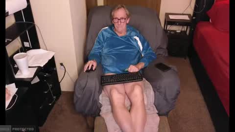 lusty48 online show from December 30, 1:48 am