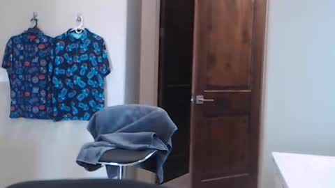 luv_missle online show from March 12, 6:55 pm