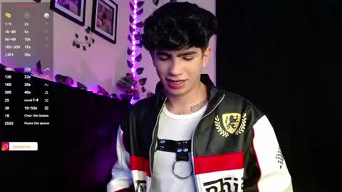 Lyle Bennett Freelance Model online show from January 25, 11:13 am