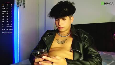 Lyle Bennett Freelance Model online show from October 2, 1:37 pm