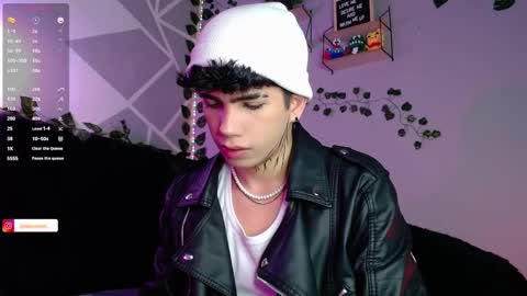 Lyle Bennett Freelance Model online show from December 2, 10:38 am