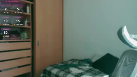 Snapshot of lyodass chatting on March 9, 7:37 pm Lyodass online show from March 9, 7:37 pm