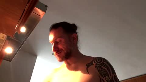 m4rduk online show from January 17, 9:49 am