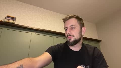 m_stephen online show from February 3, 6:22 am