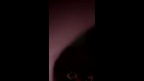 Snapshot of mac402992 chatting on October 15, 5:15 am mac402992 online show from October 15, 5:15 am