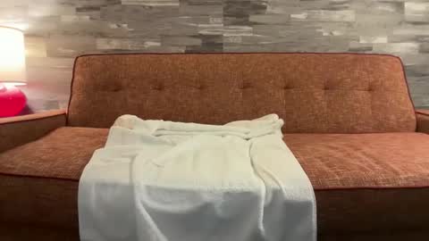 macrackin33 online show from March 6, 12:07 am