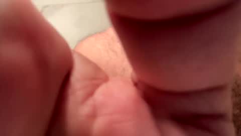 madbuz02 online show from December 7, 1:40 pm