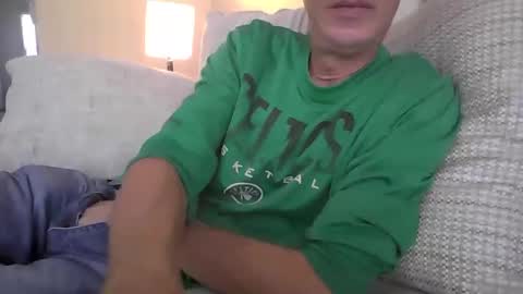 madryan77 online show from March 6, 10:07 pm