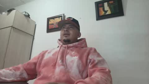 magic_milk23 online show from November 2, 1:43 am