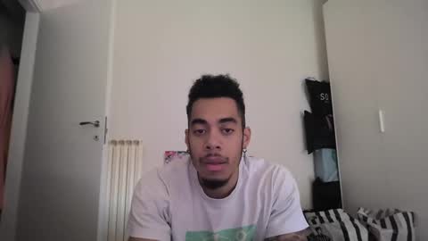 Magicsempai online show from December 17, 11:49 am