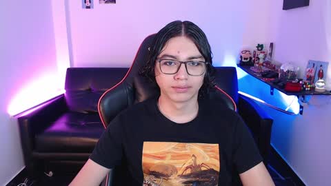 Malik  online show from December 20, 3:21 pm