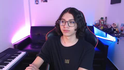 Malik  online show from February 6, 5:09 pm