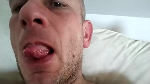 malinowy85 online show from November 1, 7:01 am