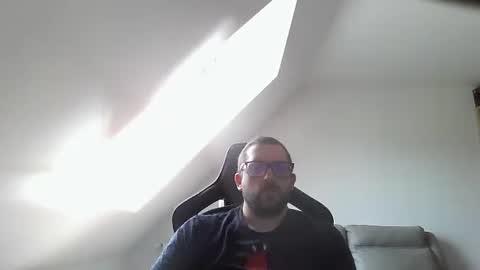 breton online show from November 1, 10:52 am