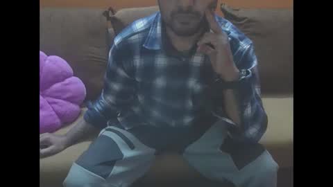 Roshan online show from December 8, 6:50 pm