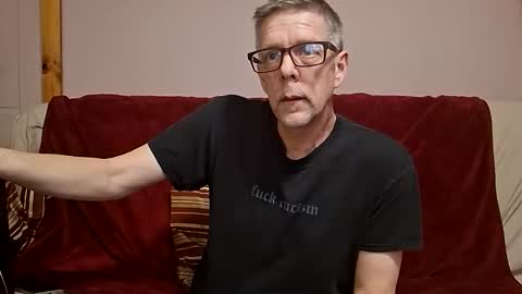 Dickinabox online show from March 21, 7:07 pm