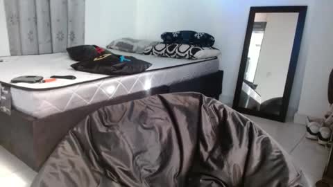 Manolo online show from November 18, 7:28 pm