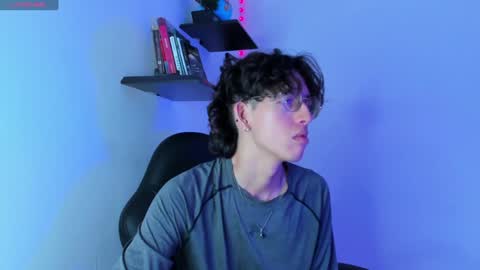 Manuel online show from January 23, 7:40 pm