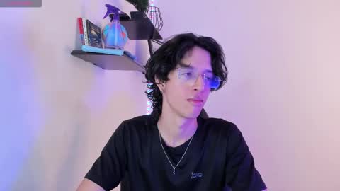 Manuel online show from September 9, 7:35 pm