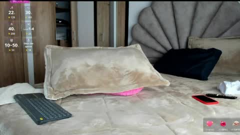 manucute 23  online show from April 12, 3:57 pm