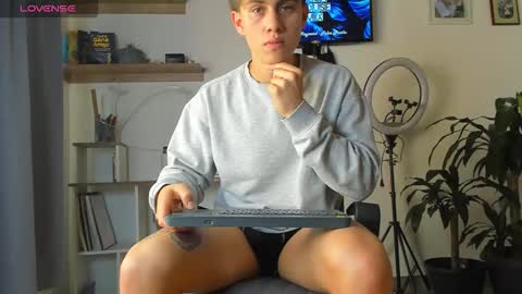 manucute 23  online show from December 16, 3:30 pm