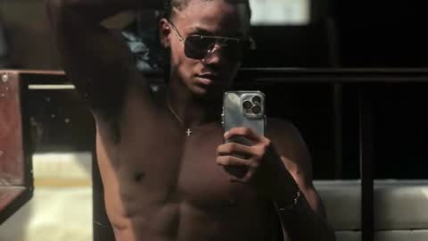 Snapshot of marcelo_dosantos77 chatting on October 22, 7:16 pm MARCELO online show from October 22, 7:16 pm