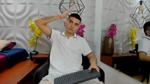 marcovitto online show from December 30, 5:04 am