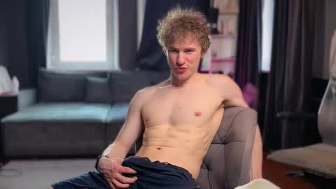 marcus_paradise online show from March 11, 10:22 am