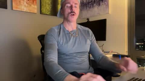 Marcus online show from December 17, 1:35 am