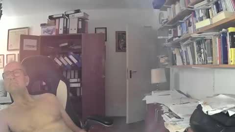 Snapshot of marginalie chatting on September 28, 8:45 am marginalie online show from September 28, 8:45 am