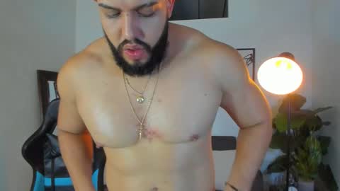 mark_x23 online show from February 20, 2:52 am