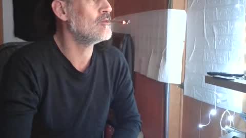 markbcnx online show from January 10, 7:17 pm