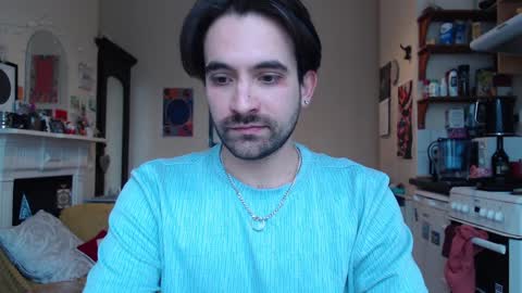 Snapshot of marke97 chatting on December 10, 10:38 am Mark online show from December 10, 10:38 am