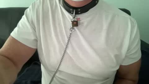 markmodel321 online show from April 23, 10:45 pm