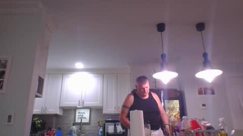 marriedguyold online show from April 17, 4:09 pm