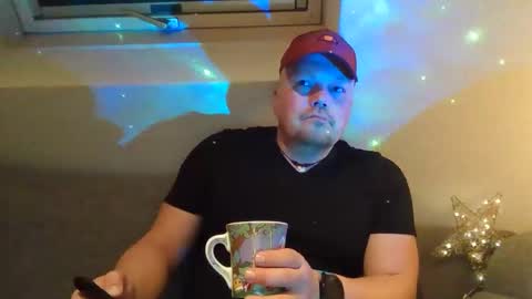 mars0481 online show from December 17, 8:04 pm