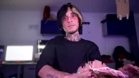   online show from December 7, 6:21 am